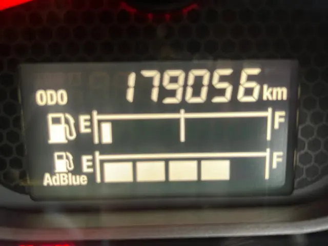 いすゞ ギガ 2PG-CYY77CY(6x4)の写真21