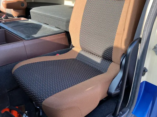 日野 プロフィア 2DG-FW1AHG(8x4)の写真19