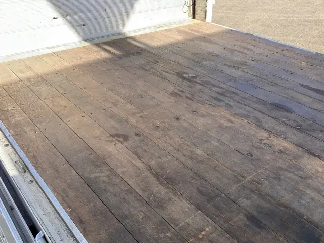 三菱 キャンター PDG-FE83DY(2WD)の写真12