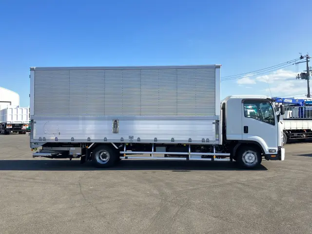 いすゞ フォワード 2RG-FRR90S2(2WD)の写真8