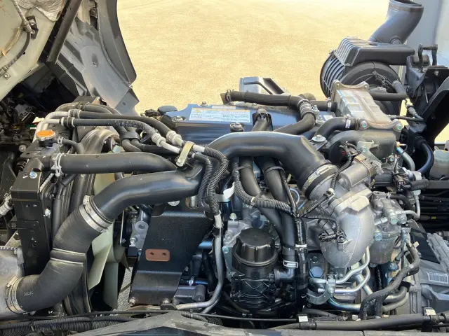 いすゞ フォワード 2RG-FRR90S2(2WD)の写真19