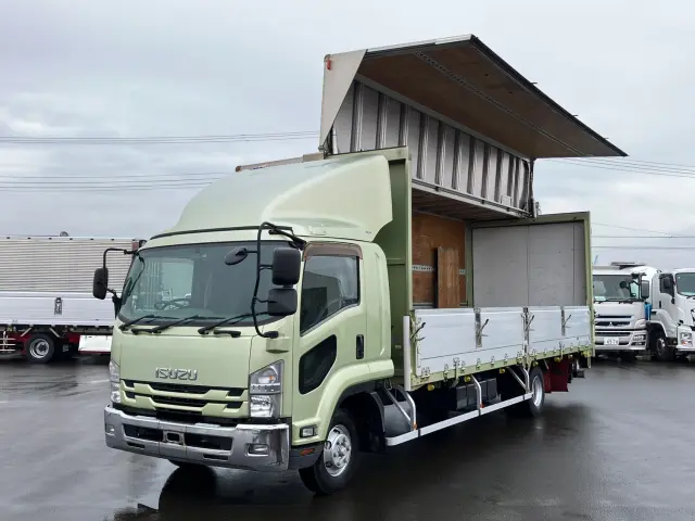 いすゞ フォワード TKG-FRR90S2(2WD)の写真1