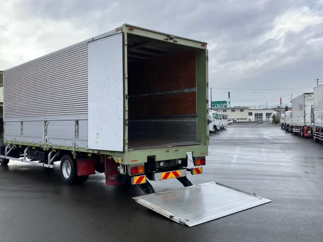 いすゞ フォワード TKG-FRR90S2(2WD)の写真15