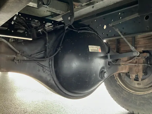 いすゞ フォワード TKG-FRR90S2(2WD)の写真18