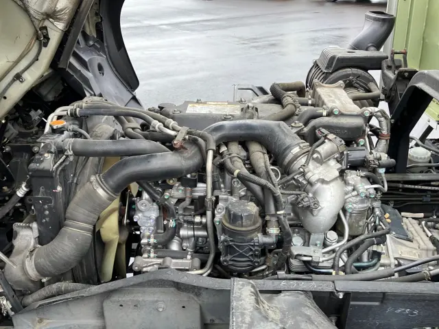 いすゞ フォワード TKG-FRR90S2(2WD)の写真19