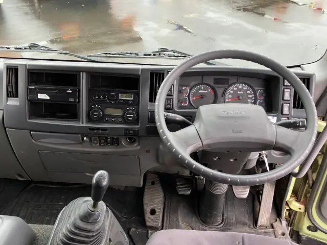 いすゞ フォワード TKG-FRR90S2(2WD)の写真23