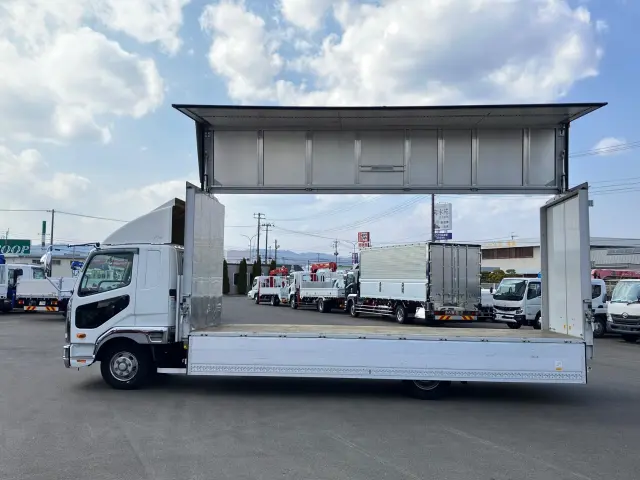 三菱 ファイター 2KG-FK62F(2WD)の写真5