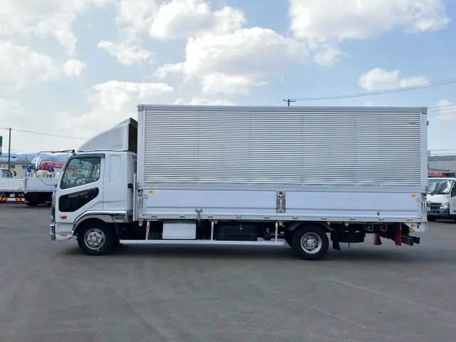 三菱 ファイター 2KG-FK62F(2WD)の写真7