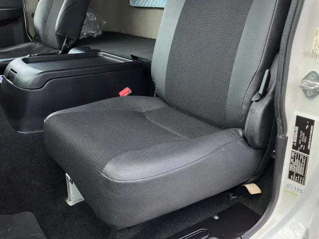 三菱 ファイター 2KG-FK62F(2WD)の写真19