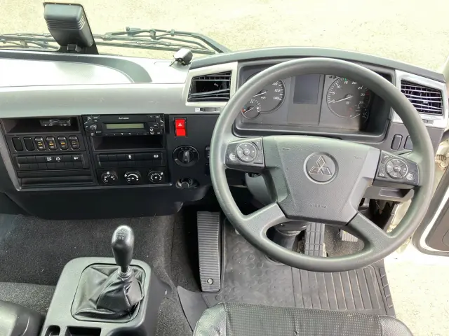 三菱 ファイター 2KG-FK62F(2WD)の写真20