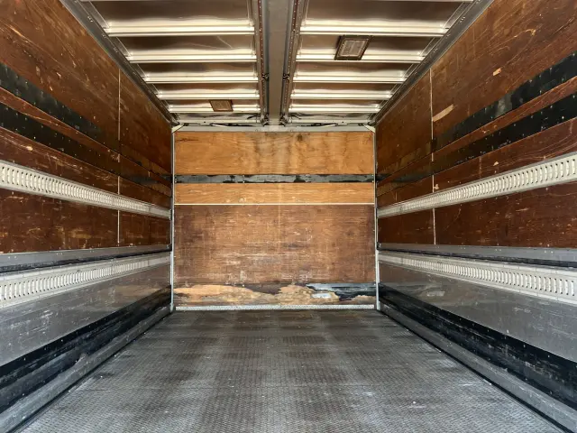 三菱 ファイター PJ-FK75FZ(2WD)の写真10