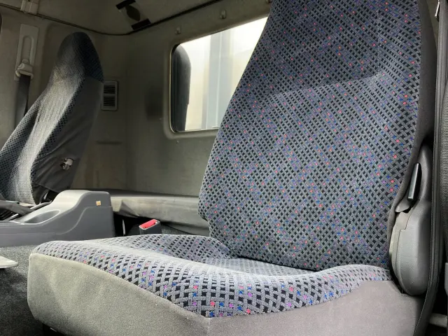 三菱 ファイター PDG-FK61F(2WD)の写真19