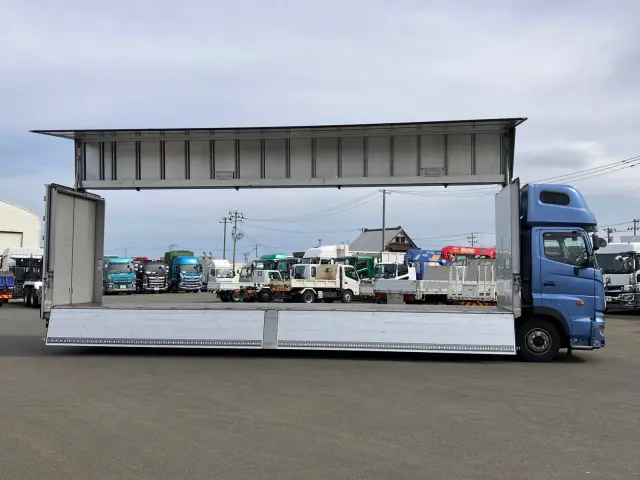 日野 プロフィア 2DG-FW1AHJ(8x4)の写真6