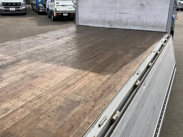 日野 プロフィア 2DG-FW1AHJ(8x4)の写真11