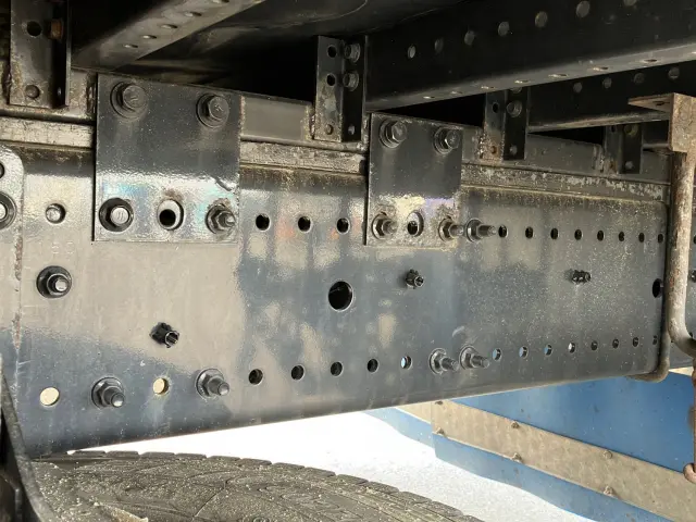 日野 プロフィア 2DG-FW1AHJ(8x4)の写真13