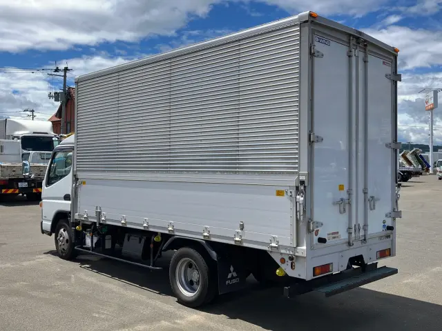 三菱 キャンター TPG-FEA50(2WD)の写真4
