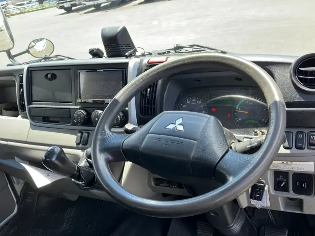 三菱 キャンター TPG-FEA50(2WD)の写真20