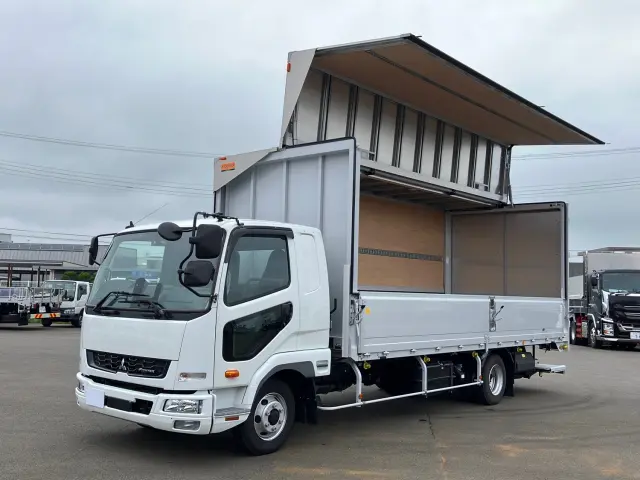 三菱 ファイター 2KG-FK65F(2WD)の写真1