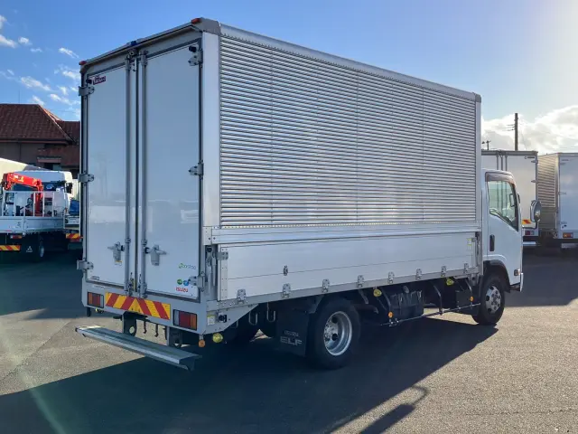いすゞ エルフ TPG-NPS85AN(4WD)の写真3