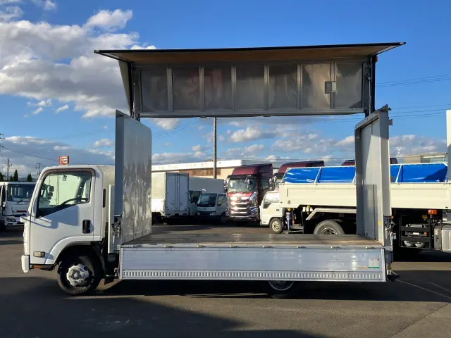 いすゞ エルフ TPG-NPS85AN(4WD)の写真5