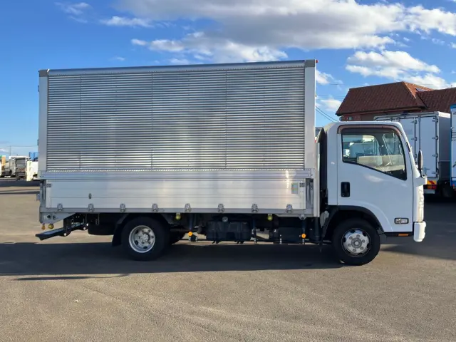 いすゞ エルフ TPG-NPS85AN(4WD)の写真8