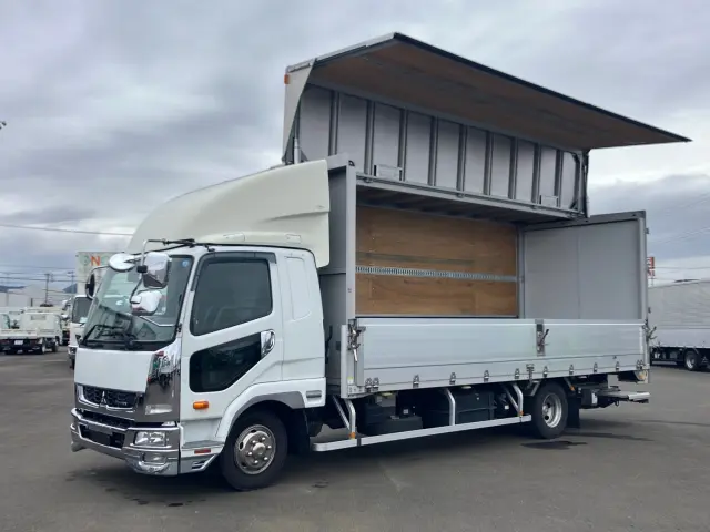 三菱 ファイター 2KG-FK65F(2WD)の写真1