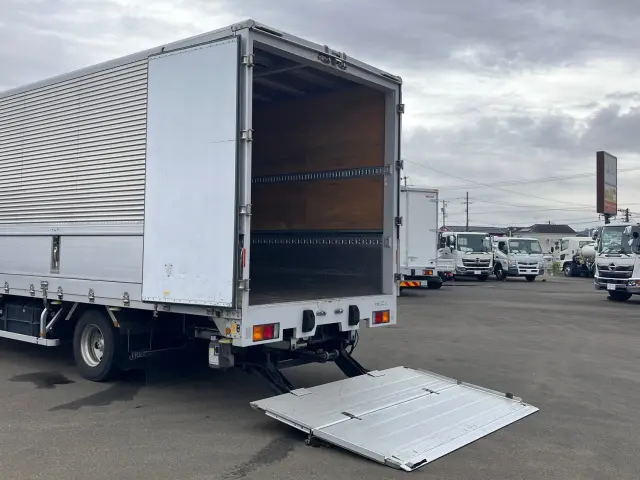 三菱 ファイター 2KG-FK65F(2WD)の写真15