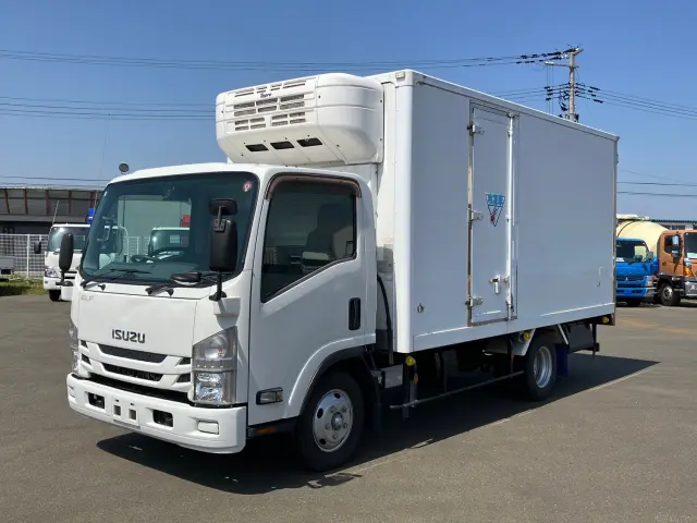 いすゞ エルフ TPG-NPR85AN(2WD)の写真1
