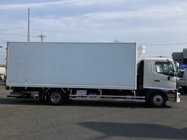 日野 レンジャー 2KG-FD2ABG(2WD)の写真6