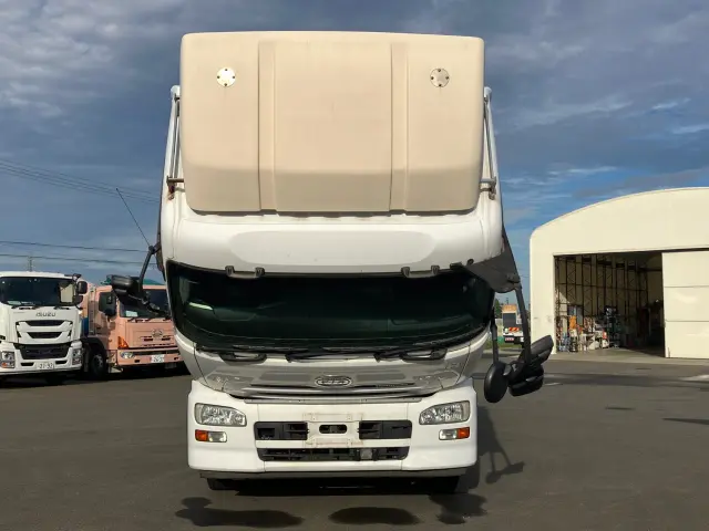 UD クオン QKG-CD5ZA(6x2)の写真21