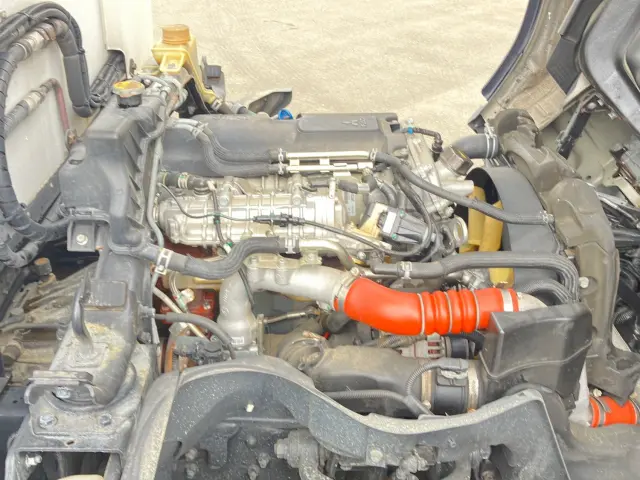 三菱 キャンター 2PG-FEAV0(2WD)の写真15