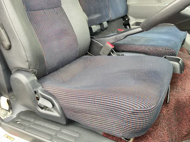 三菱 キャンター 2PG-FEAV0(2WD)の写真16