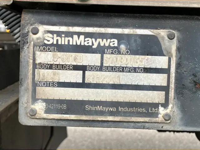 UD クオン QPG-CD5ZA(6x2)の写真11