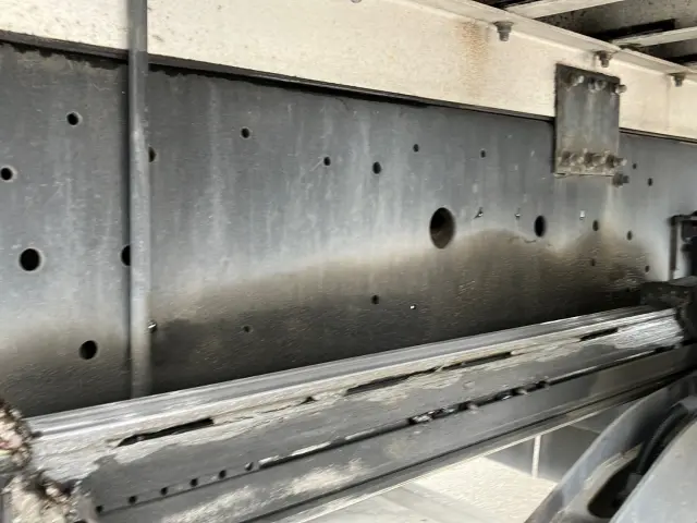 UD クオン QPG-CD5ZA(6x2)の写真15