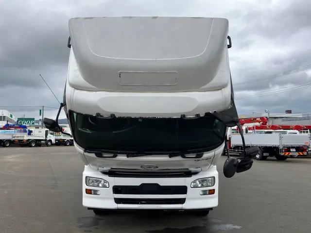 UD クオン QPG-CD5ZA(6x2)の写真24