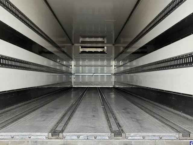 三菱 スーパーグレート 2PG-FS74HZ(8x4)の写真8