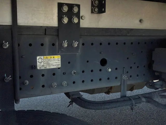 いすゞ フォワード 2PG-FRR90T2(2WD)の写真13