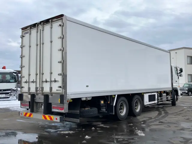 日野 プロフィア 2DG-FS1AHG(6x4)の写真3