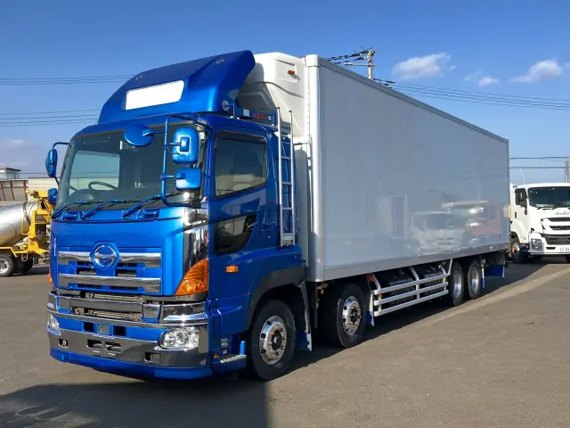 日野 プロフィア QPG-FW1EXEJ(8x4)の写真1