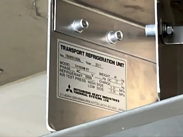 日野 プロフィア QPG-FW1EXEJ(8x4)の写真9