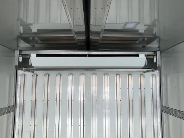 日野 レンジャー 2KG-FE2ACG(2WD)の写真10