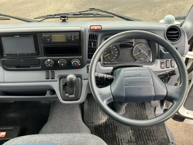 三菱 キャンター TKG-FEA50(2WD)の写真18