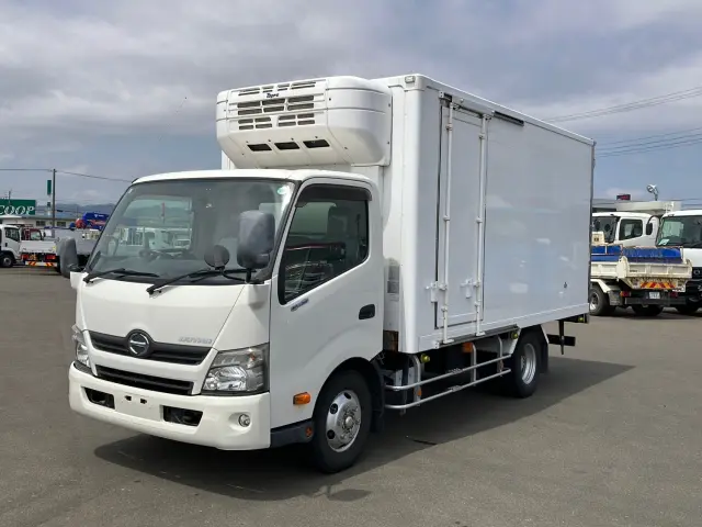 日野 デュトロ TKG-XZU710M(2WD)の写真1