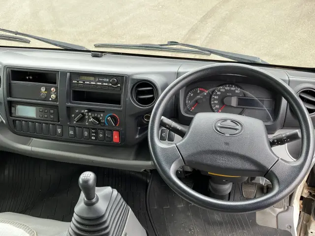 日野 デュトロ TKG-XZU710M(2WD)の写真18