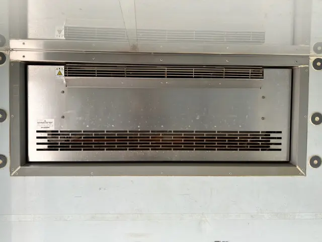 いすゞ エルフ TKG-NPR85AN(2WD)の写真10