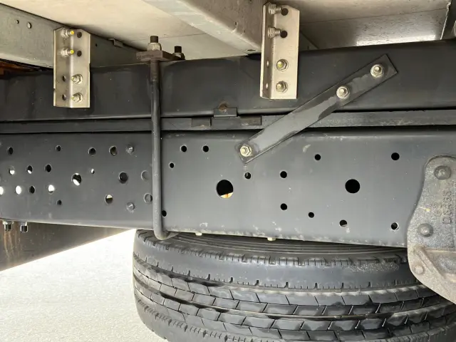 いすゞ エルフ TKG-NPR85AN(2WD)の写真15