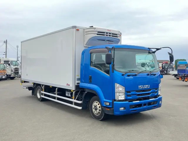 いすゞ フォワード TKG-FRR90S2(2WD)の写真2