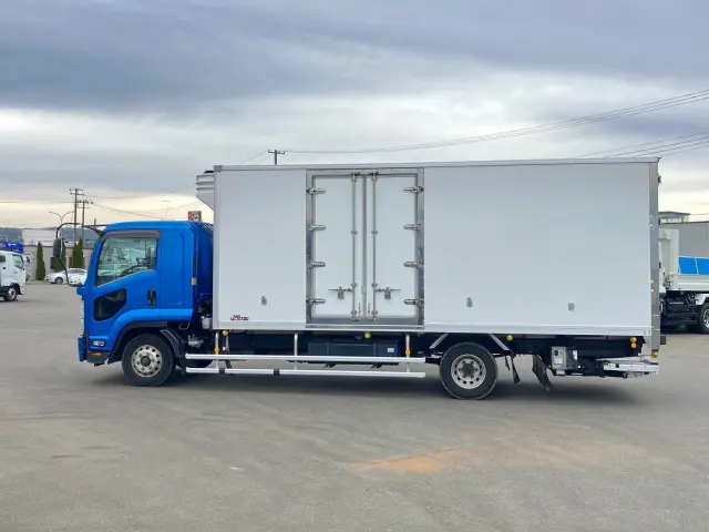 いすゞ フォワード TKG-FRR90S2(2WD)の写真5