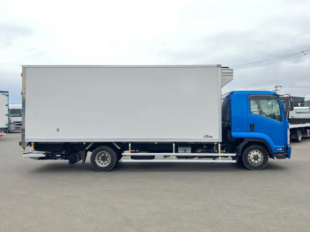 いすゞ フォワード TKG-FRR90S2(2WD)の写真6