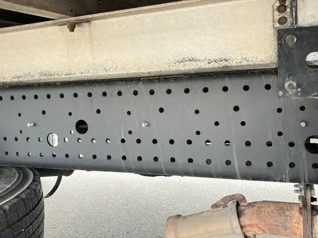 いすゞ フォワード TKG-FRR90S2(2WD)の写真15